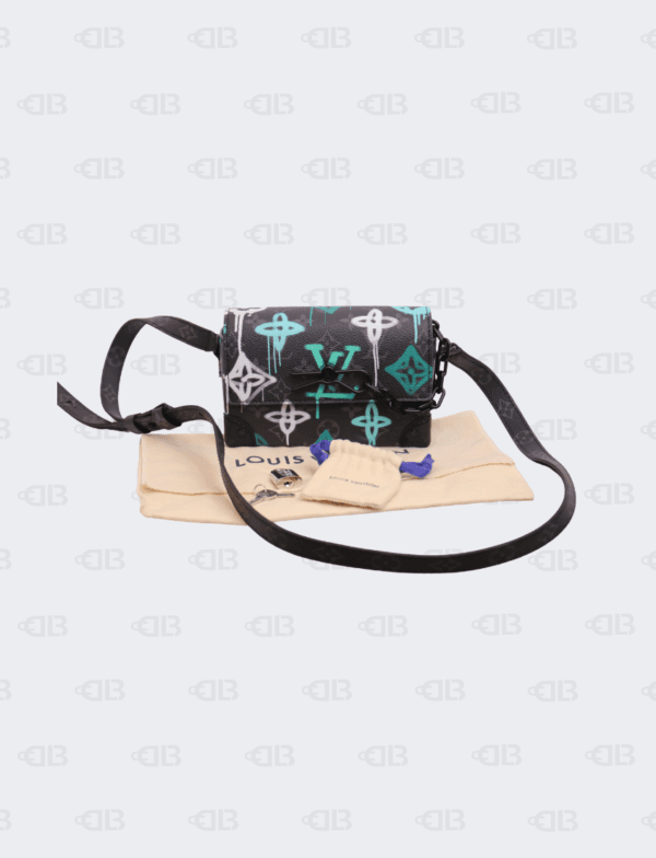 Louis Vuitton Steamer Wearable Wallet Graffiti Monogram Eclipse Canvas Shoulder Bag