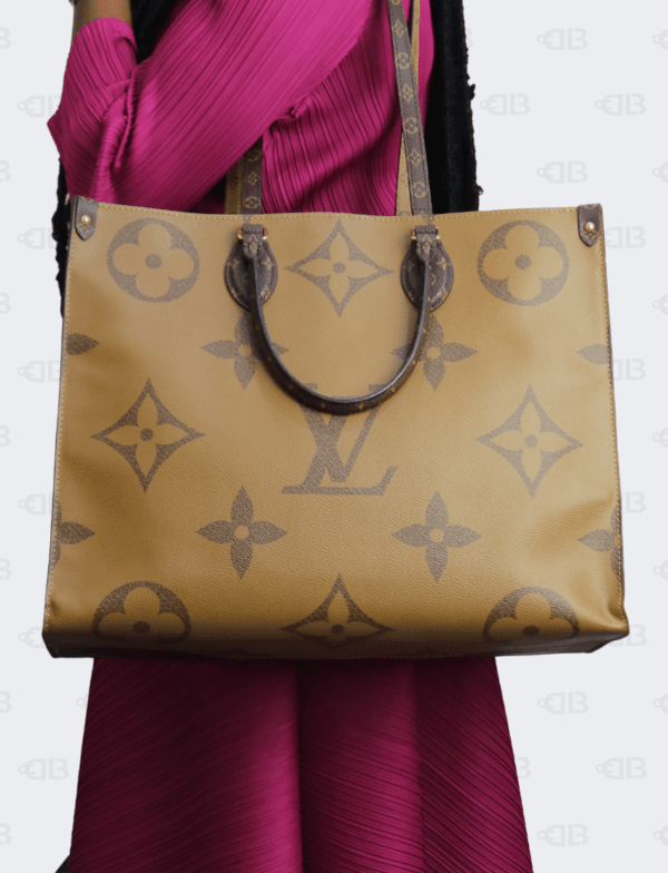 Louis Vuitton Reverse OnTheGo GM