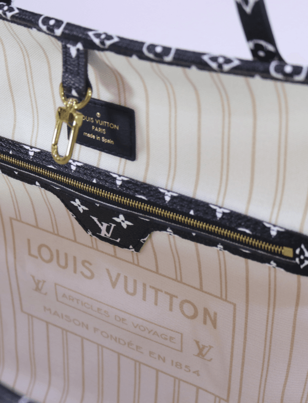 Louis Vuitton Giant Jungle Neverfull MM with Pouch
