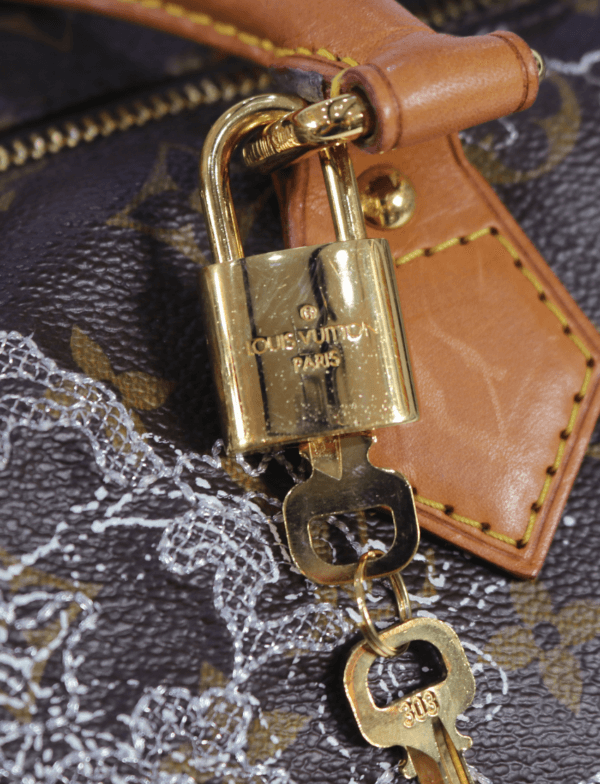 Louis Vuitton Speedy 30 Dentelle