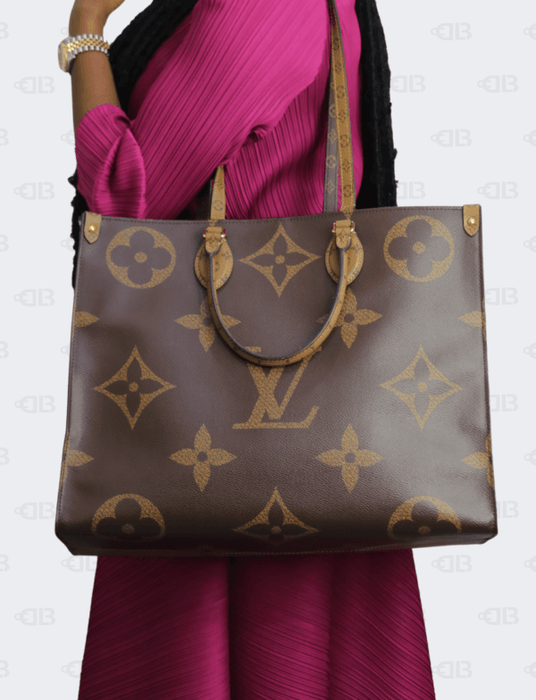 Louis Vuitton Reverse OnTheGo Medium