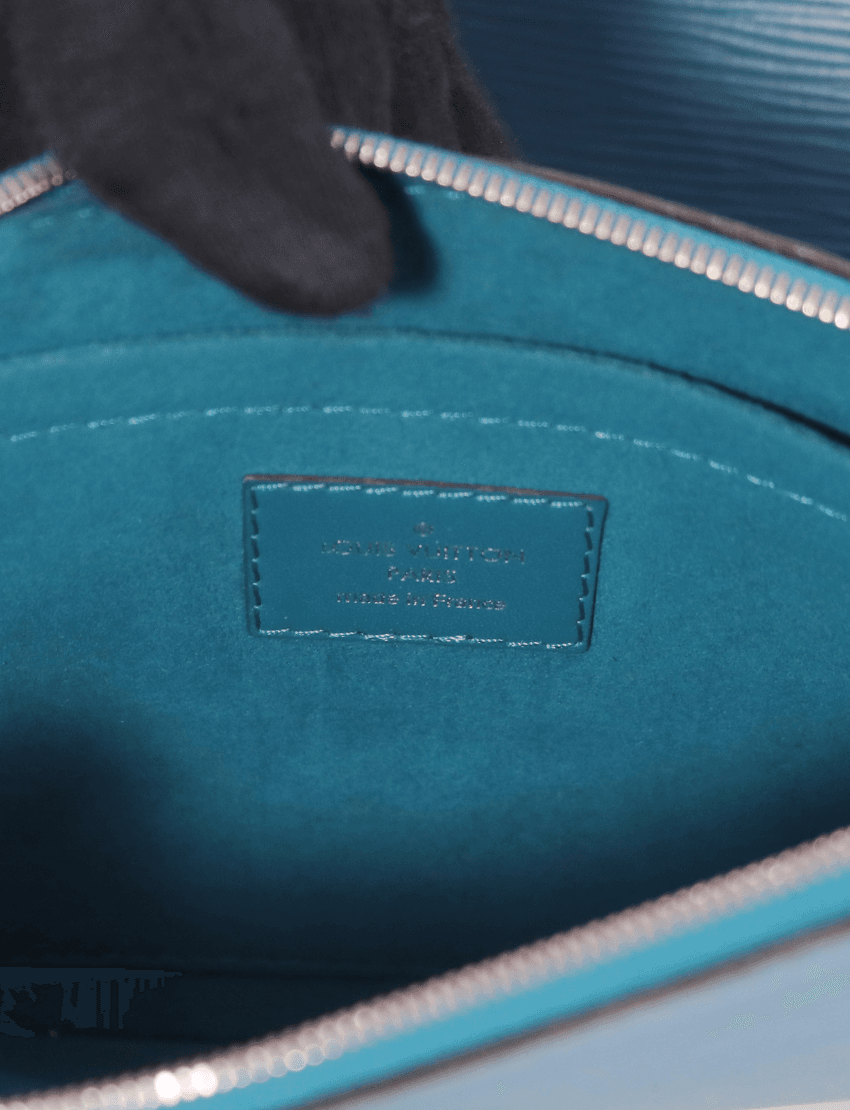 Louis Vuitton Cyan Epi Leather Neverfull MM Bag with Pouch