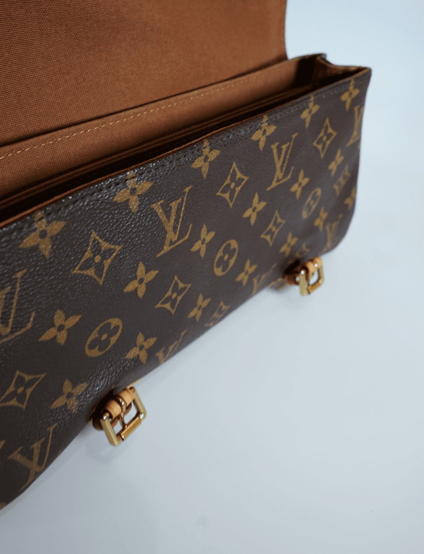 Louis Vuitton Marelle MM Handbag