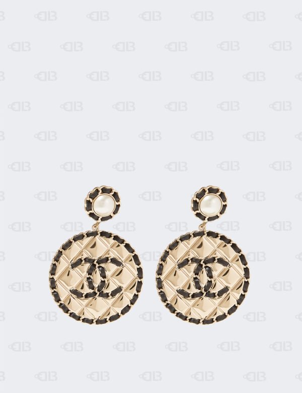 Chanel Lambskin Pearl Metal Quited CC Earrings Gold