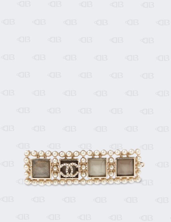 CHANEL CC PEARL HAIR CLIP