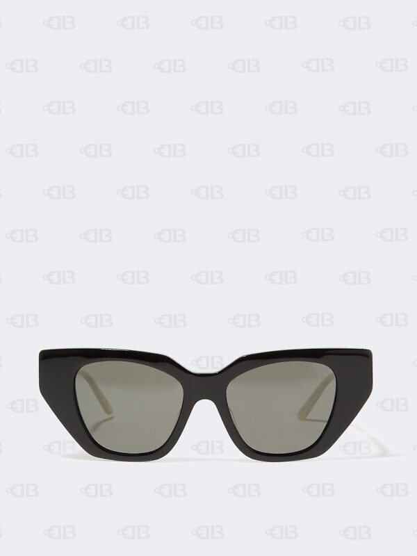 Gucci - Cat-Eye Acetate Sunglasses - Black