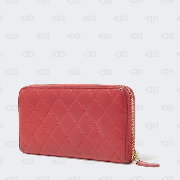 Chanel Red Leather Matelasse Ram Wallet