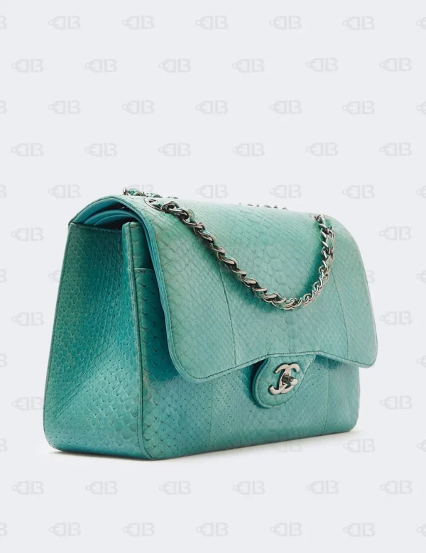 14 08 2025 DLADY0105