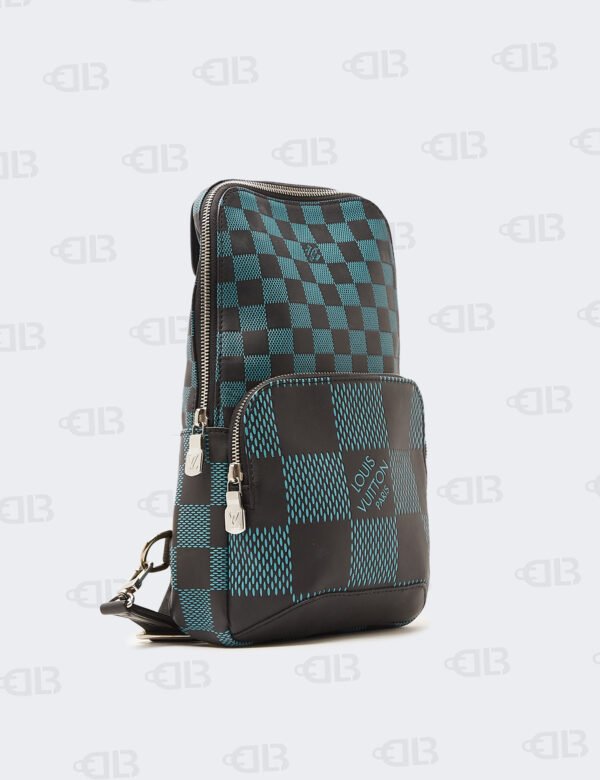 Louis Vuitton Singbag Green