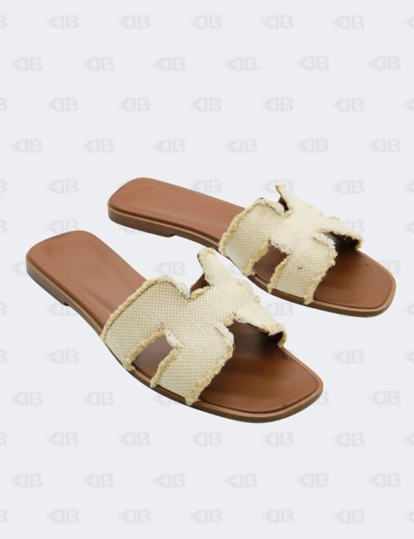Hermes Oran Beige Fringe Linen Flat Size 39 1/2