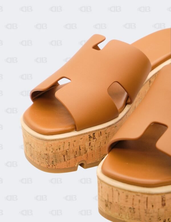Hermes Eze 30 Gold Calfskin Cork Platform Wedge Size 39