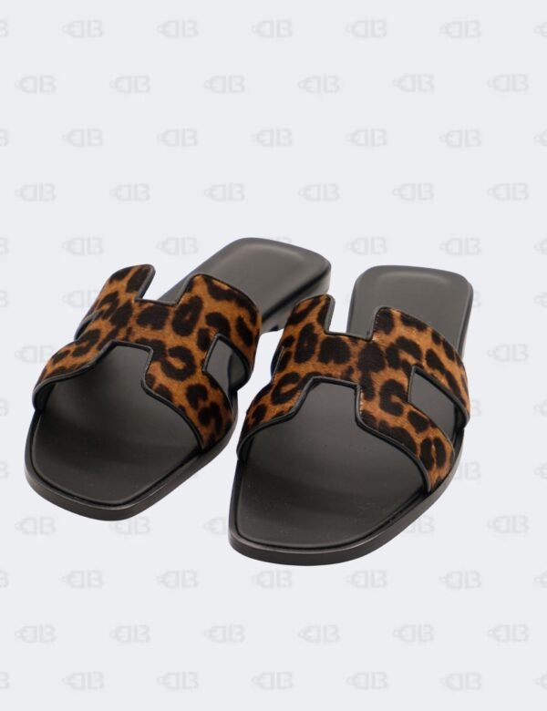 Hermes Oran Gold/Noir Lepard Printed in Moire Calfskin Flat Sandals Size 40