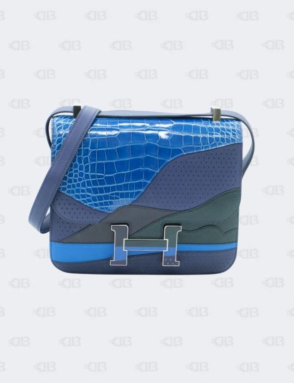 Hermès Au Bout du Monde Constance 24 in Bleu Multicolored Leather